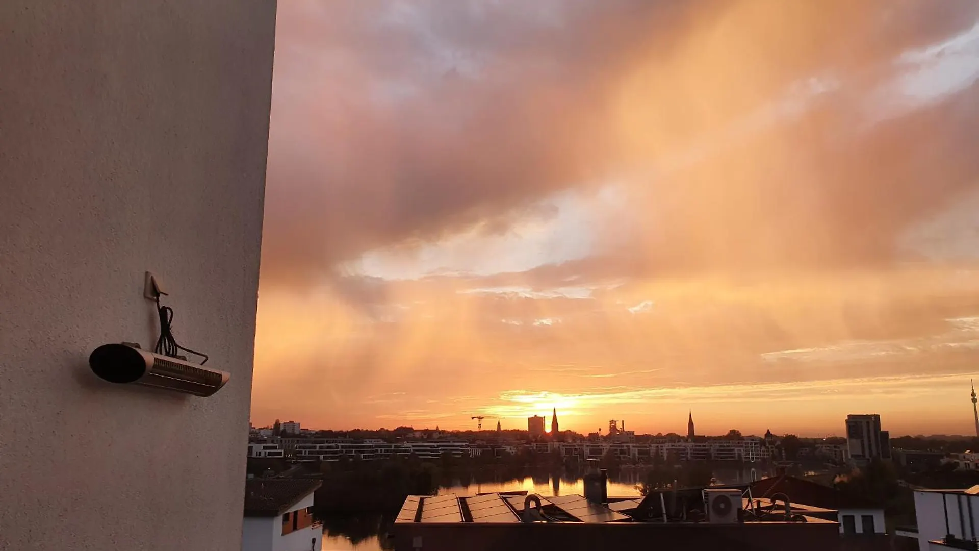 Phoenixsee - Gaesteraeume Mit Dachterrasse Dortmund 0*,  Germany